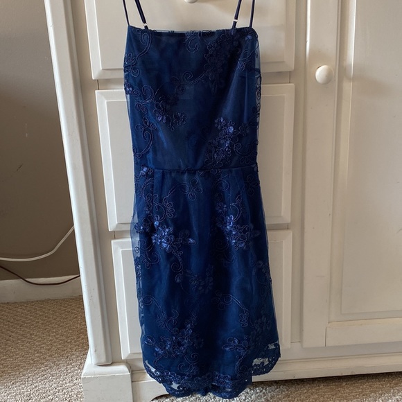 Lucy in the sky mini dress - Picture 3 of 4